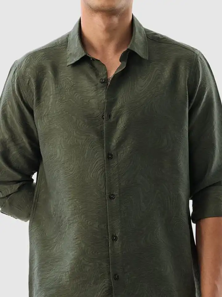 Buy Snitch Men Dark Green Textured Shirt - Shirts for Men 33625488 | Myntra