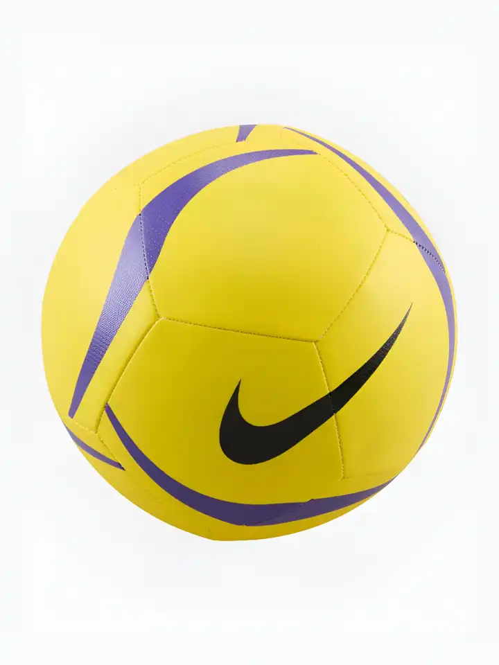 myntra nike footballs