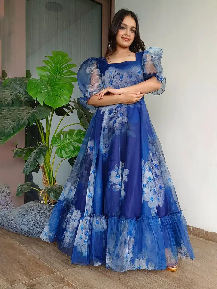 Buy FFI Women Floral Print Fairy Tale Maxi Dress - Dresses for Women  35351353 | Myntra