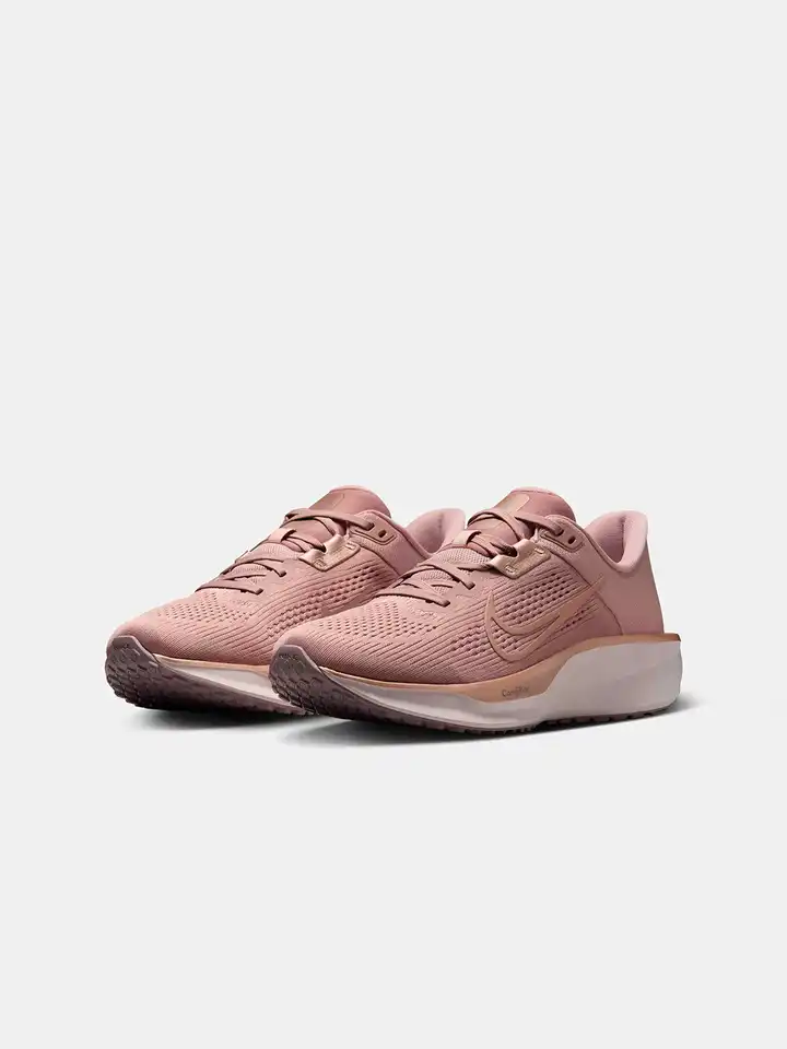 women's quest running sneakers
