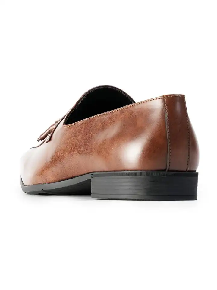 Buy MONKSTORY Men Solid Tassel Loafers With Rose-Gold Bit - Formal Shoes  for Men 37578268 | Myntra