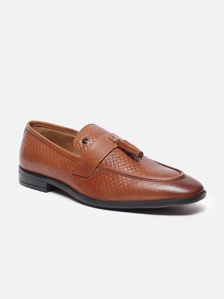 Buy Van Heusen Men Textured Slip-On Formal Shoes - Formal  display picture 3