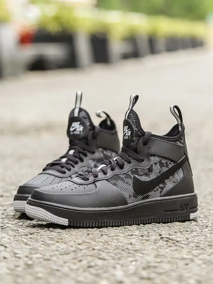 air force 1 ultraforce mid sneaker