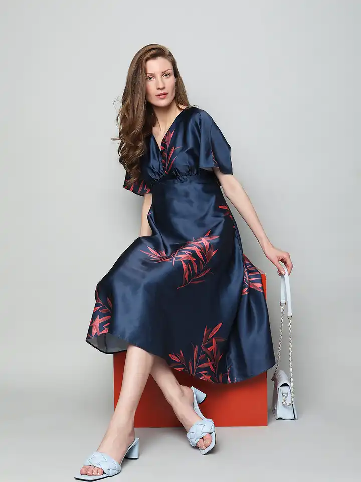Buy Vero Moda Floral Printed Extended Sleeves Fit & Flare Midi Dress -  Dresses for Women 22269824 | Myntra