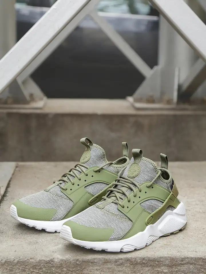 nike huaraches olive