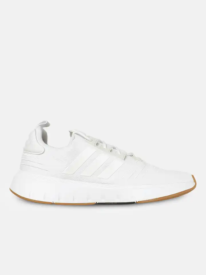 swift run shoes white mens