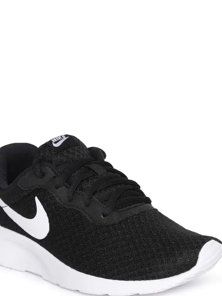 nike tanjun sneaker black