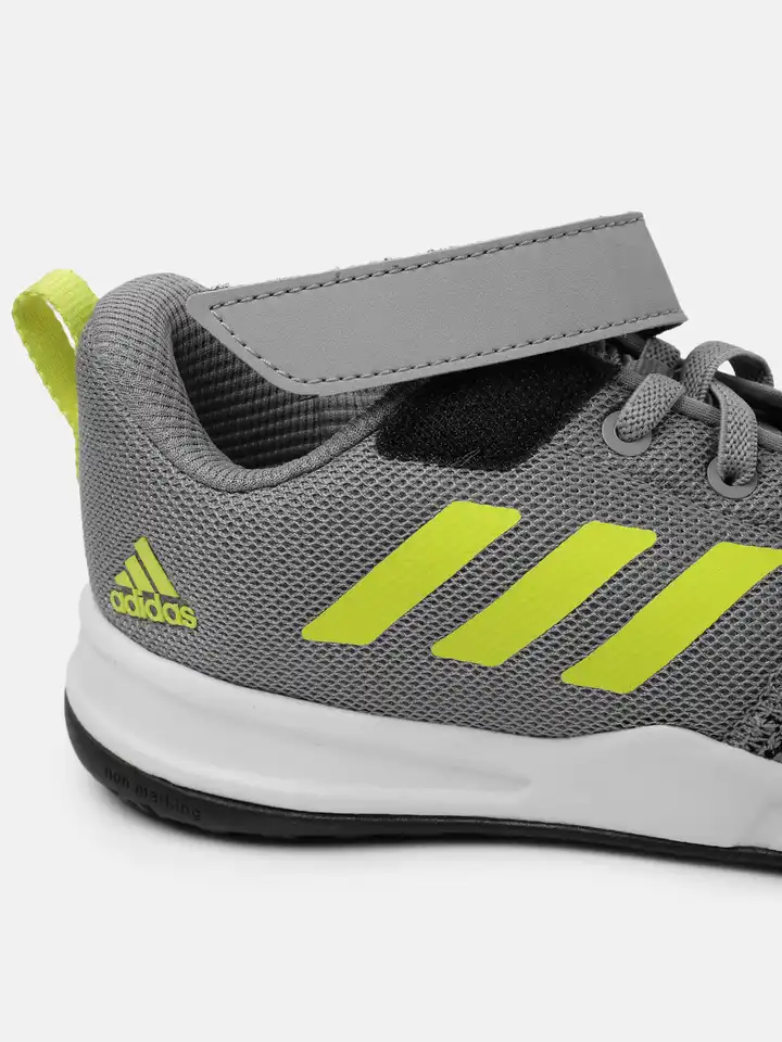 Buy ADIDAS Kids Running Shoes - Sports Shoes for Unisex Kids 23273308 |  Myntra