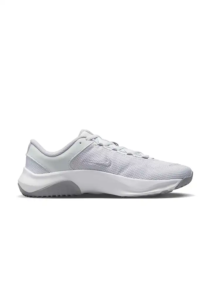 womens nike grey tennis shoes