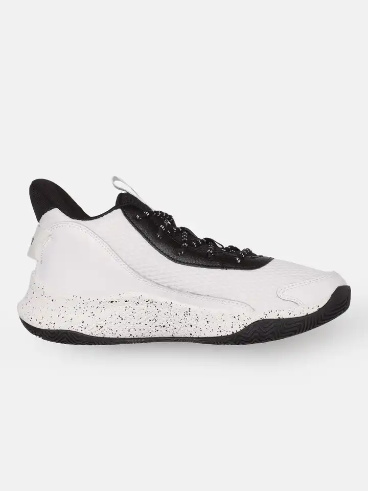 under armour basketball shoes low cut