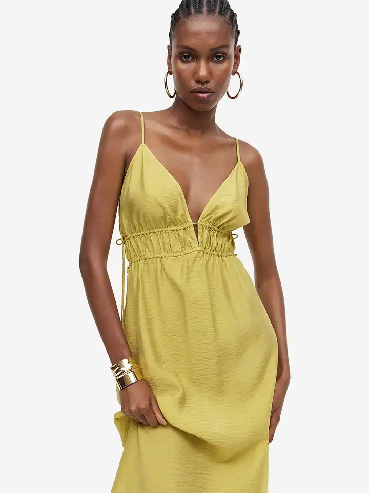 yellow shoes with green dress Luxurious Brazilian Fashion main image 1