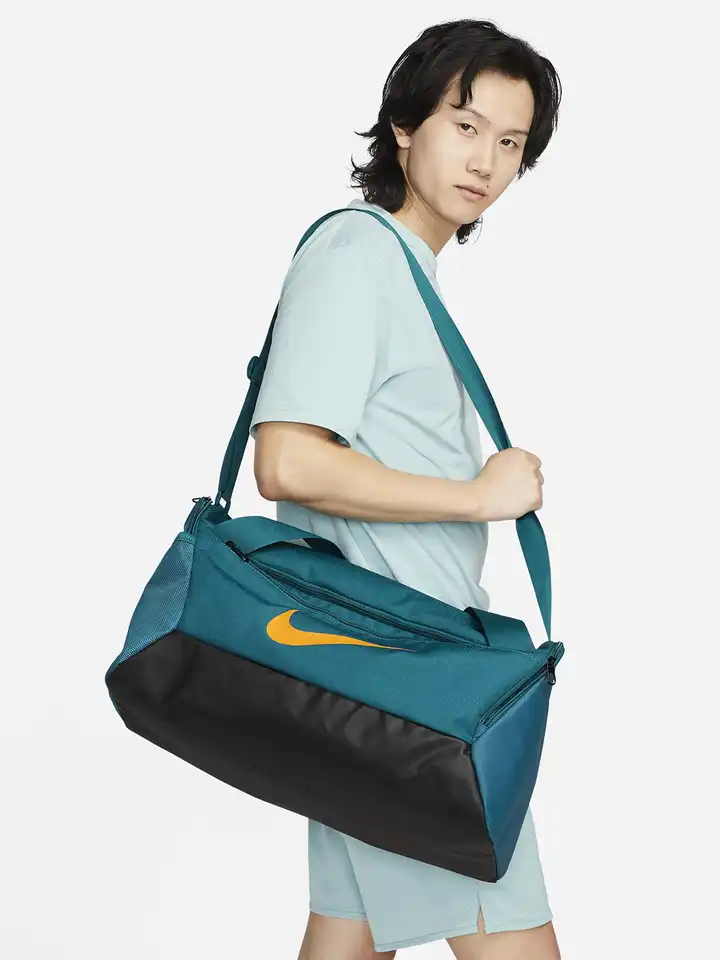 small nike travel bag