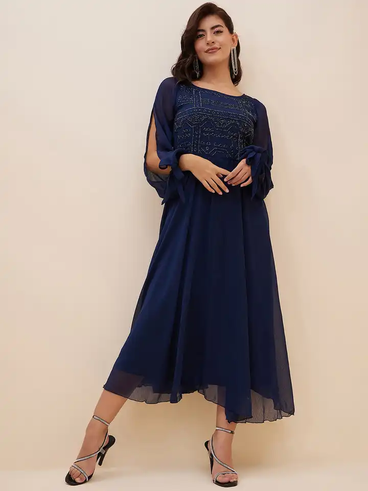 sachin and babi light blue dress Tommy Hilfiger floral dress, Women's Fashion, Tops, Sleeveless on Carousell main image 0