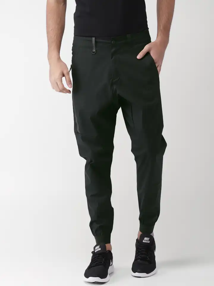 nike slim fit joggers mens