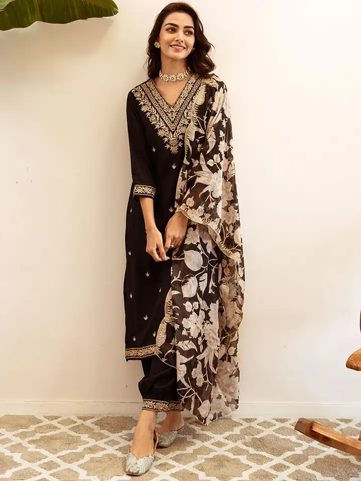 Buy Indo Era Ethnic Motifs Embroidered Regular Thread Work Kurta with  Salwar & Dupatta - Kurta Sets for Women 29629130 | Myntra