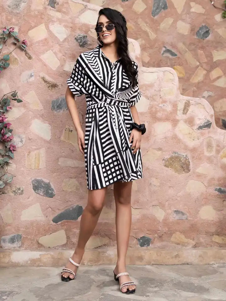 chinese dress ladies Aawari Blue Printed Asymmetrical Hem Smocked A-Line Dress main image 0