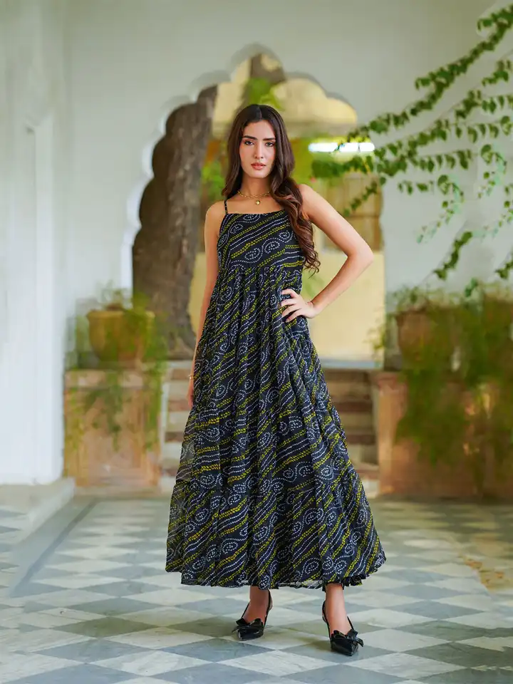 Buy Ambraee Women Printed Layered Chiffon Fit and Flare Maxi Dress - Dresses  for Women 30267540 | Myntra