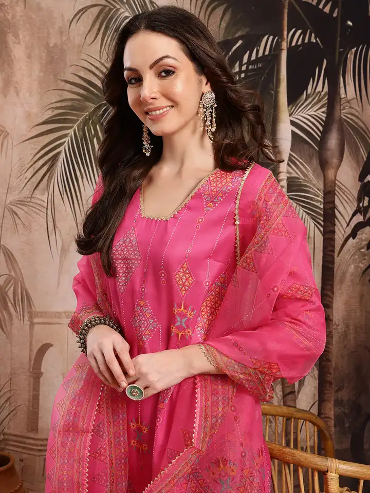 Sangria Ethnic Motifs Printed Gotta Patti Pure Cotton Kurta Set