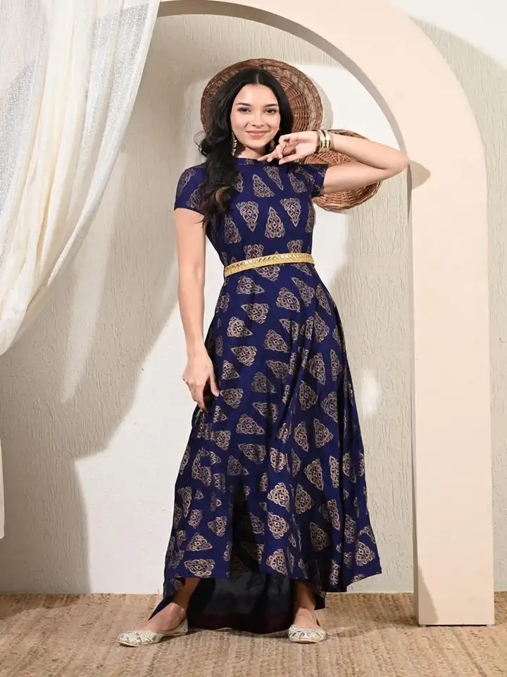 green emerald velvet dress Floral Seamed Fit and Flare Dress main image 0