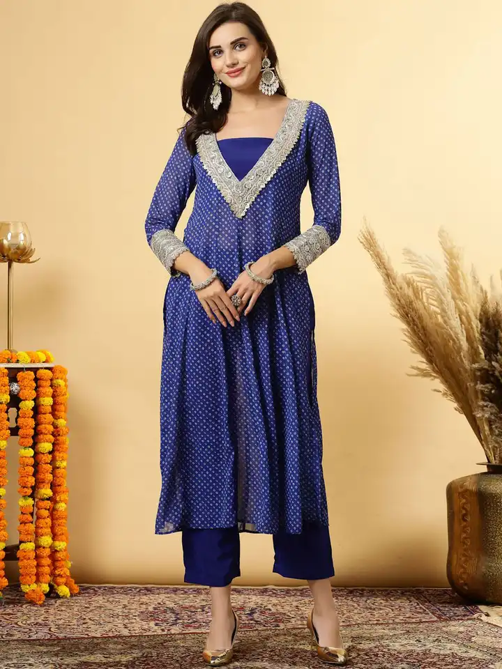 Buy Get Glamr Women Bandhani Yoke Design High Slit Gotta Patti Kurta with  Trousers - Kurta Sets for Women 32044570 | Myntra