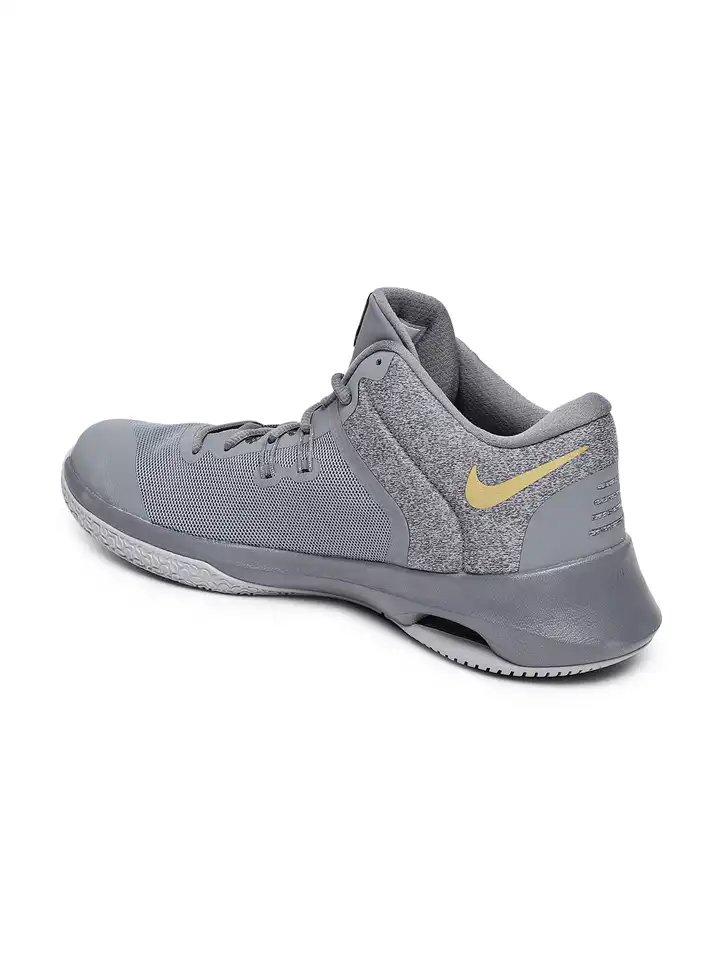 men's nike air versitile ii basketball shoe