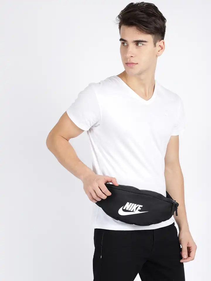 nike neck pouch