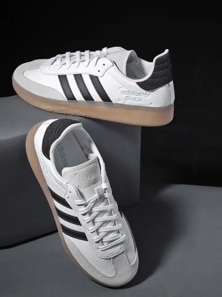 Buy ADIDAS Originals Men White Samba RM Leather Sneakers - Casual Shoes for  Men 8539399 | Myntra