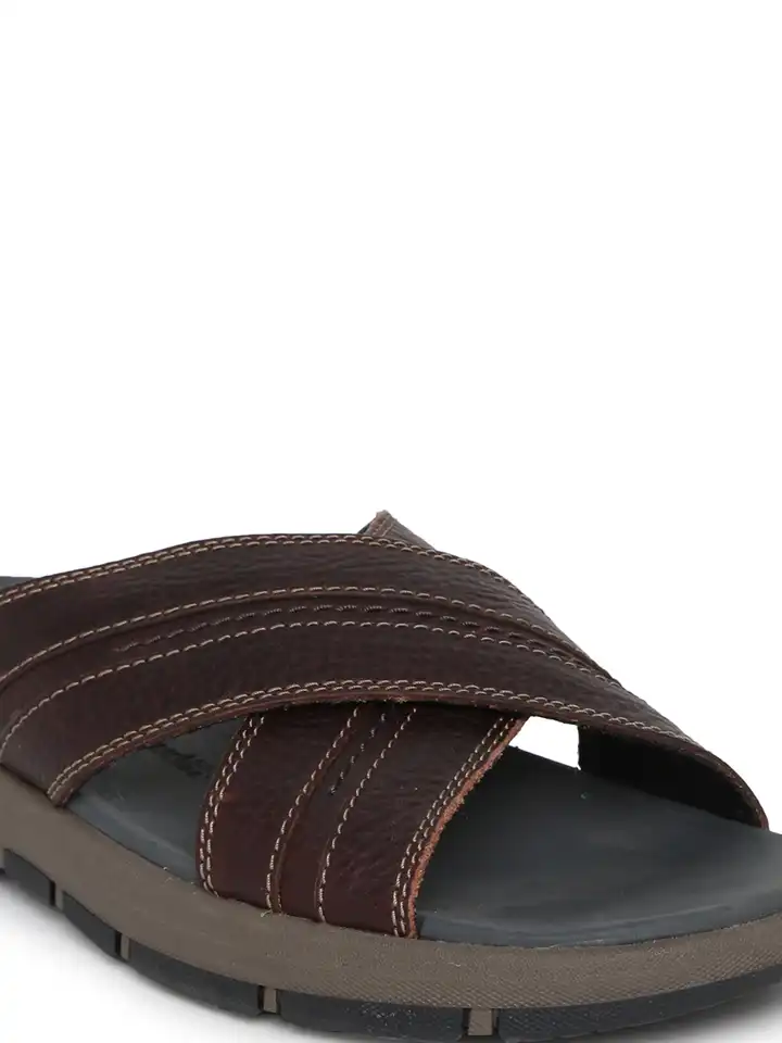 Buy Clarks Men Brown Brixby Cross Sandals - Sandals for Men  display picture 3