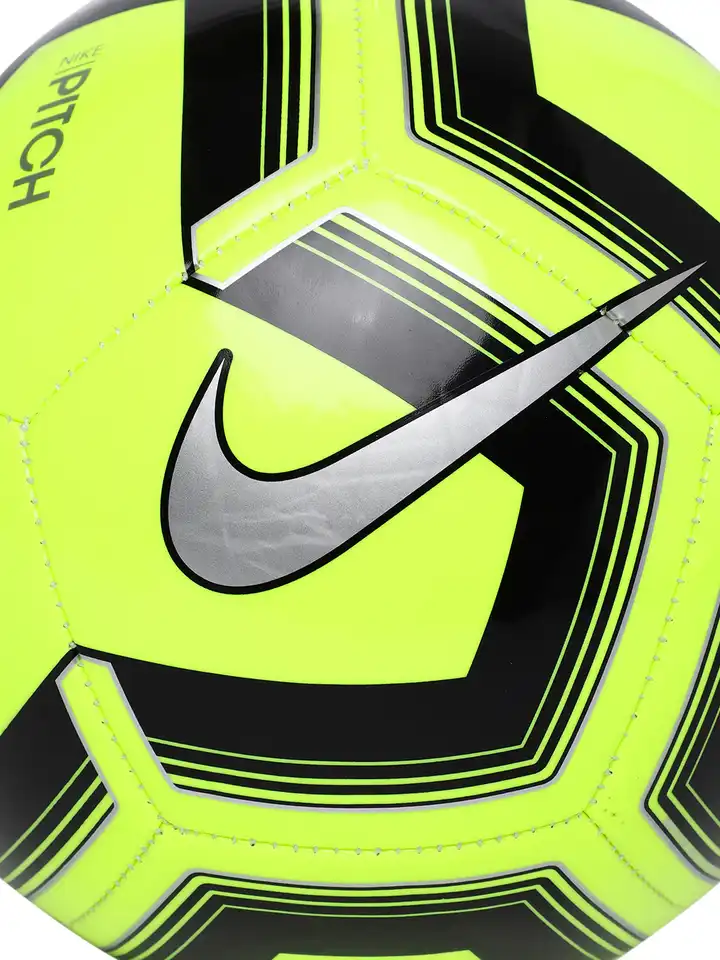 myntra nike footballs