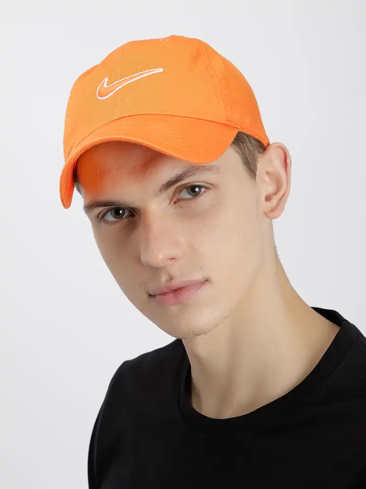 nike essential cap