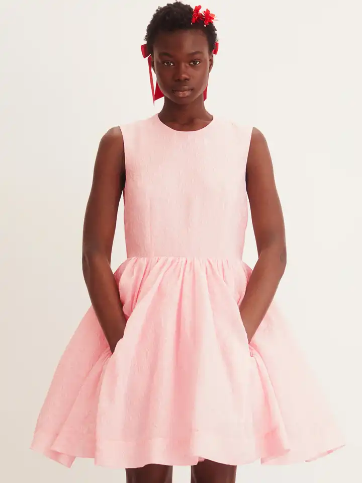 strapless open back dress Amber Midthunder 2024 Oscars Nude Pink Off Shoulder Celebs Dress