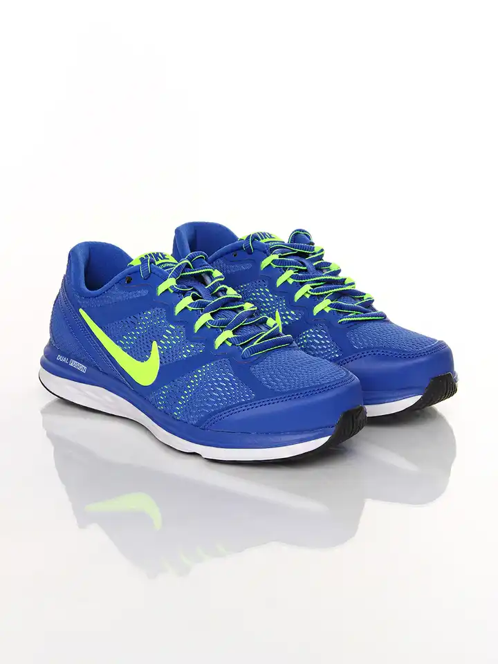 nike young athletes shoes