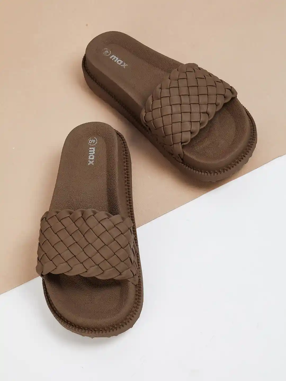 Paragon Ladies Leather Sliders Paragon K7012L Women Casual Slides