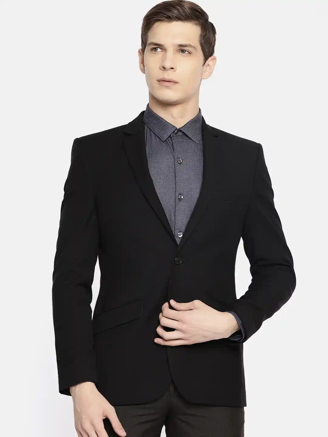 Buy Park Avenue Men Black Solid Single-Breasted Super Slim Fit