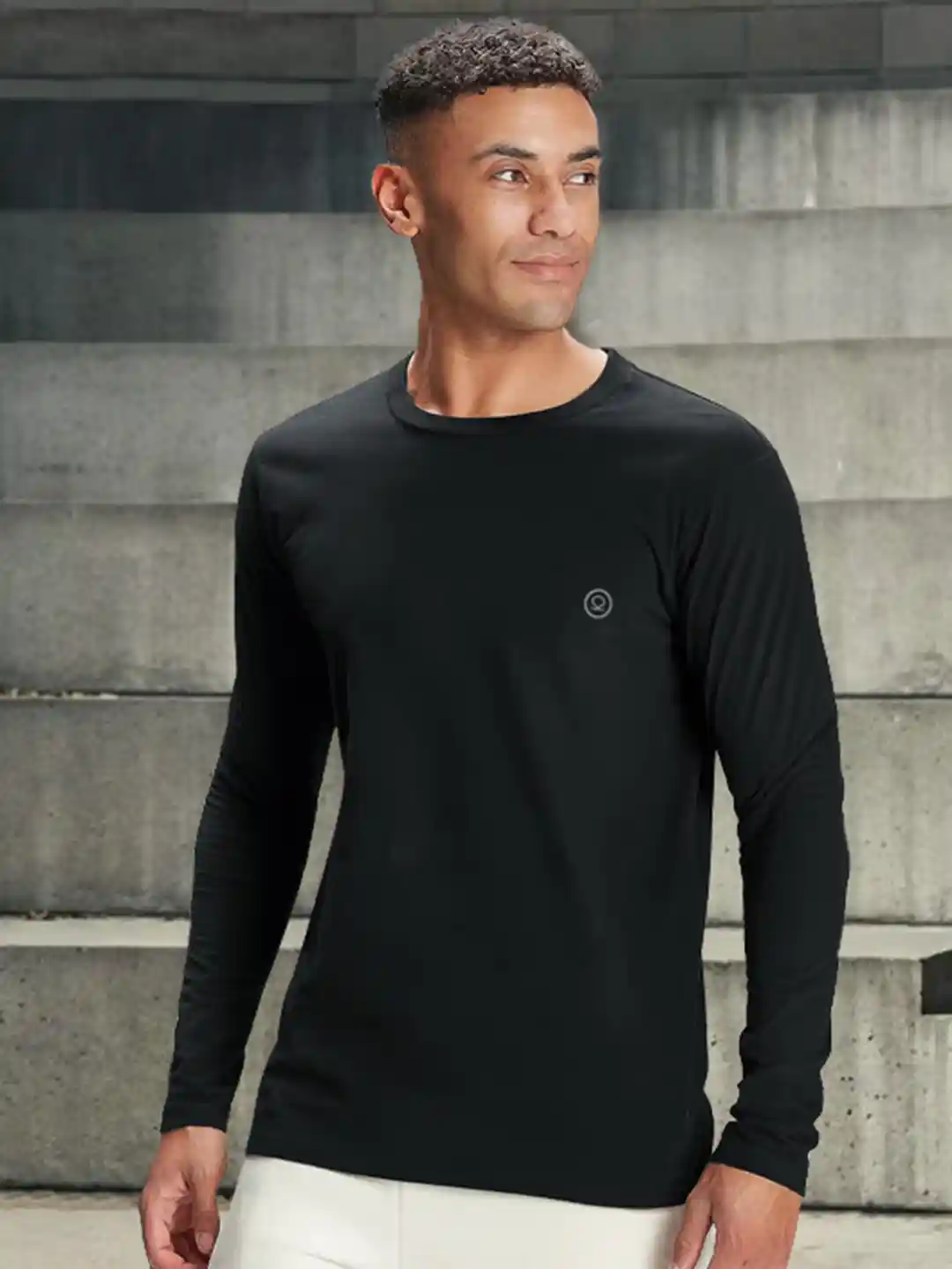 Buy CHKOKKO Men Black Solid Round Neck Gym T-shirt Tshirts for