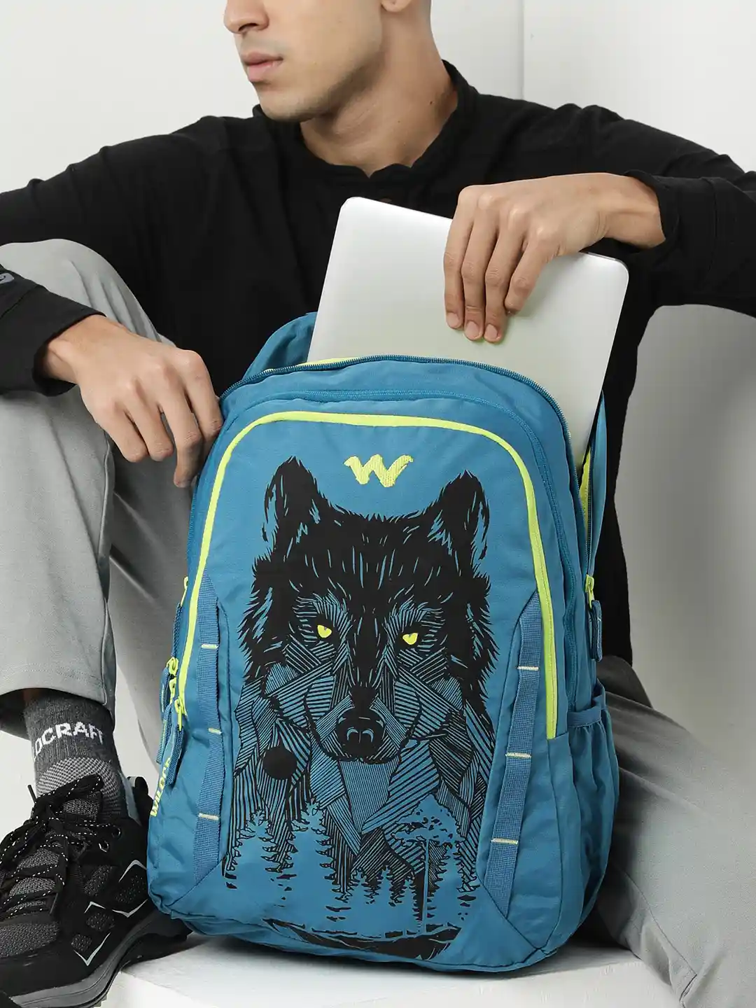 Buy Wildcraft Unisex Blue & Black Graphic Printed Daredevil