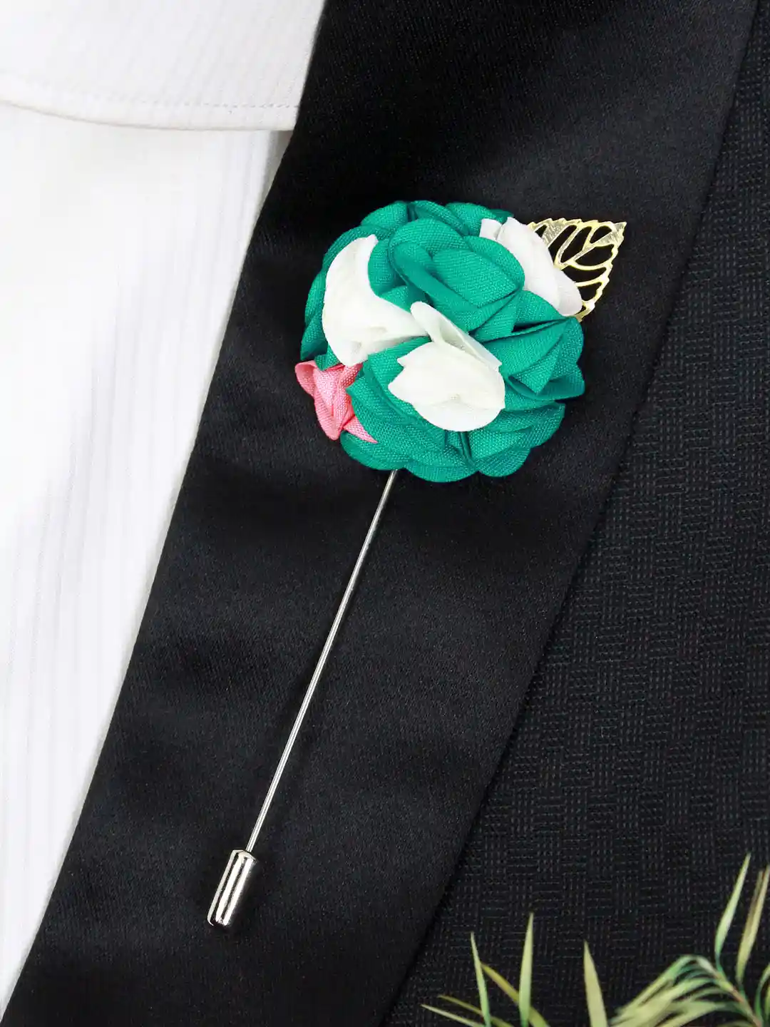 Buy PELUCHE Unisex Green White Exotic Delight Brooch Lapel Pin