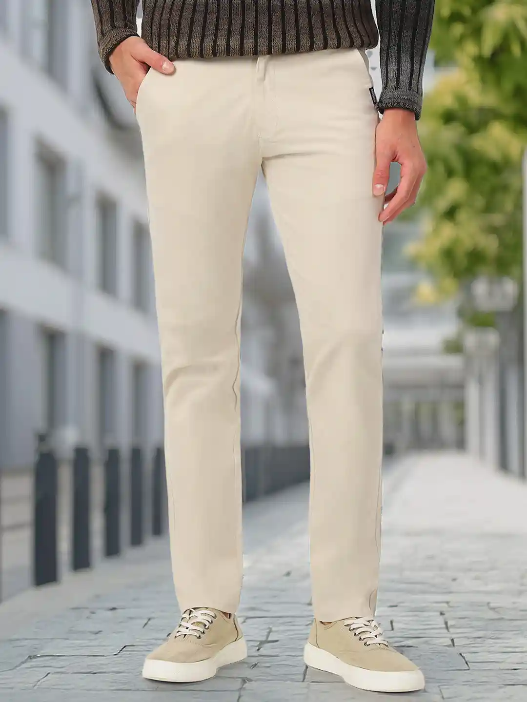 Urbano Fashion Men Cream-Coloured Slim Fit Pure Cotton Chinos