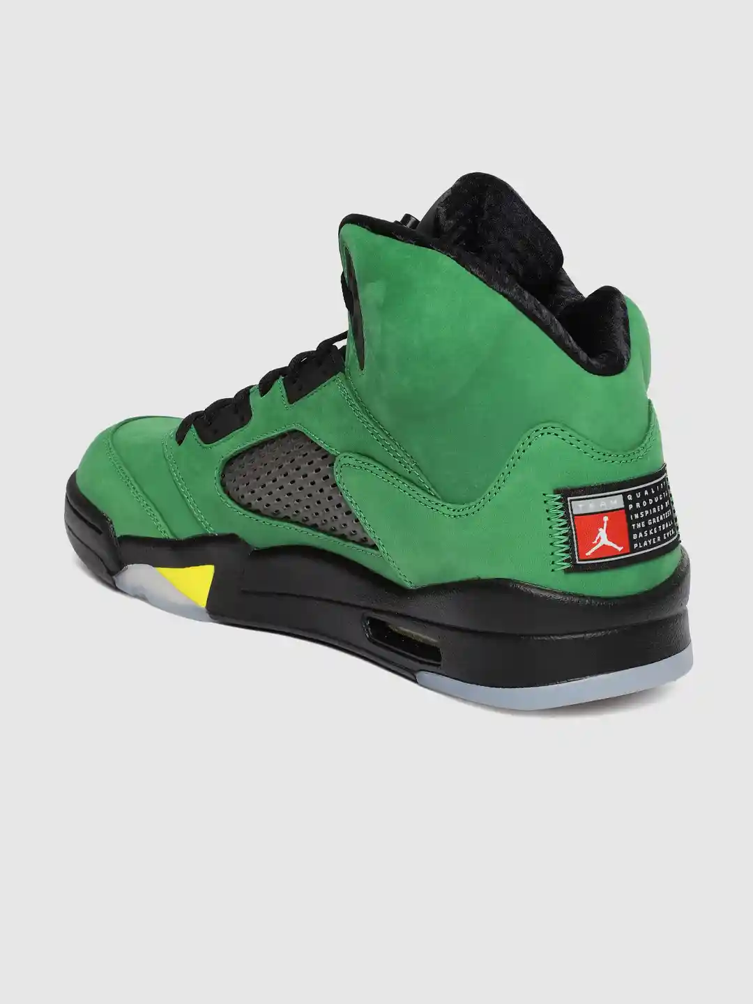 Buy Nike Men Green AIR JORDAN RETRO SE Mid-Top Sneakers Casual