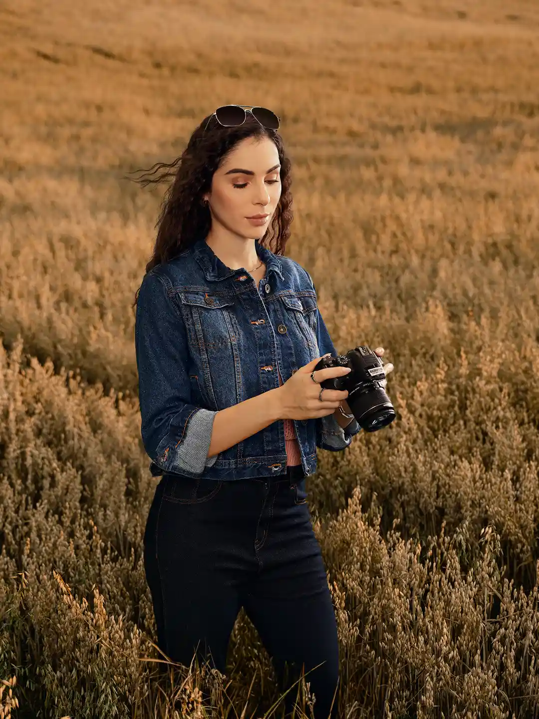 Buy Roadster Women Blue Washed Denim Trucker Jacket Jackets for