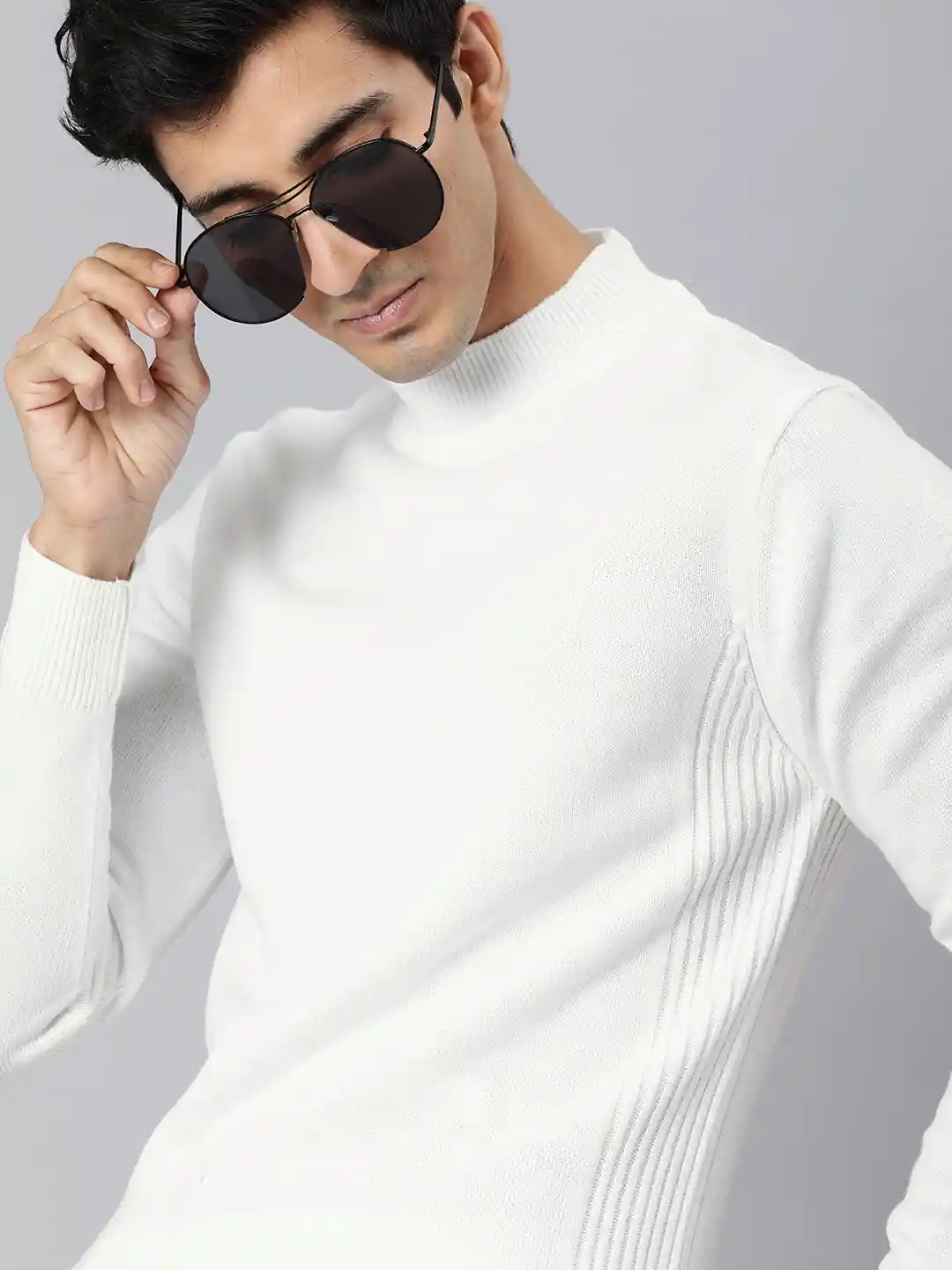 Buy WROGN Men White Slim Fit Solid Pullover Sweater Sweaters for