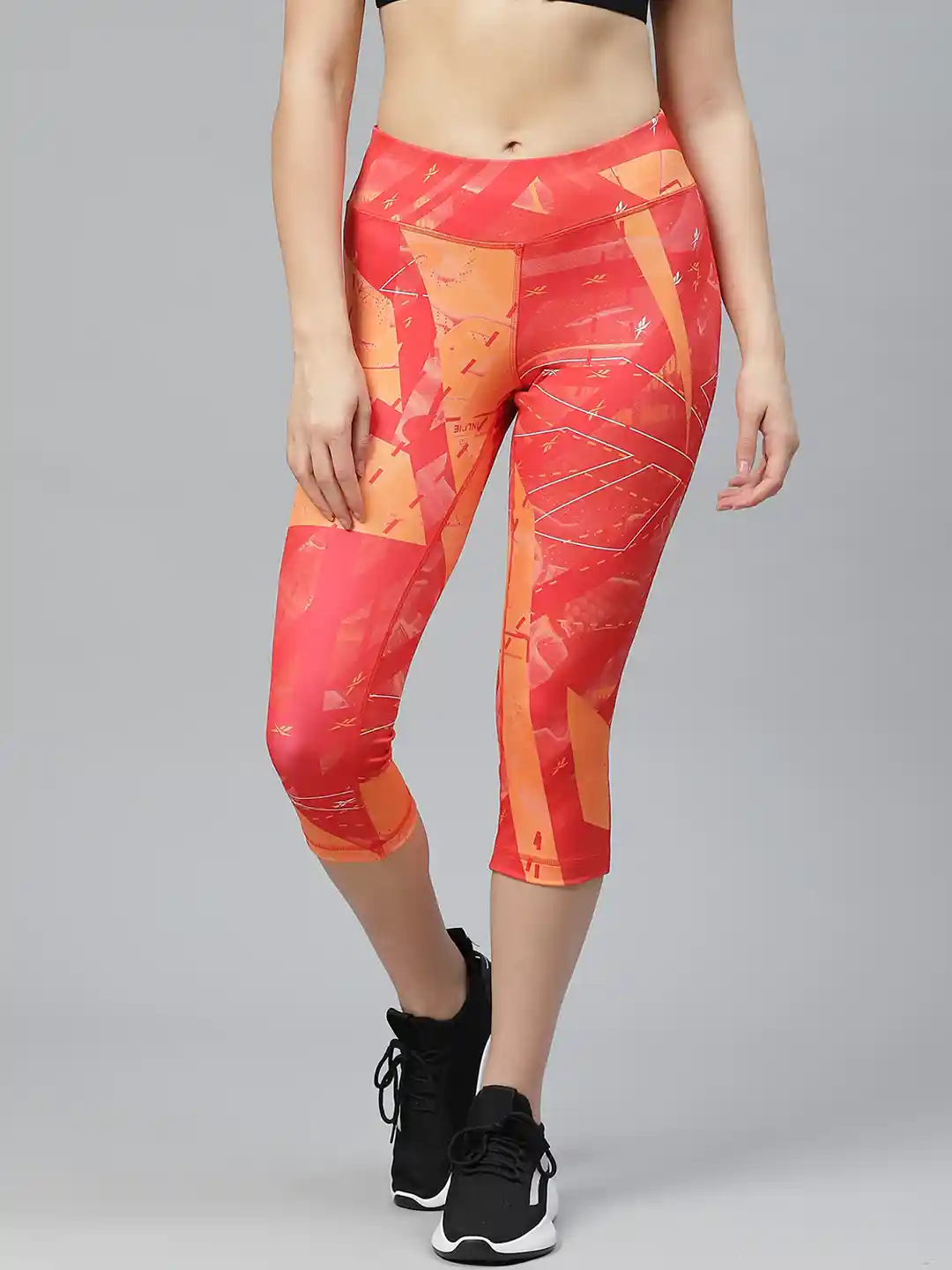 Buy Reebok Women Coral Orange Coral Red Printed Workout Ready