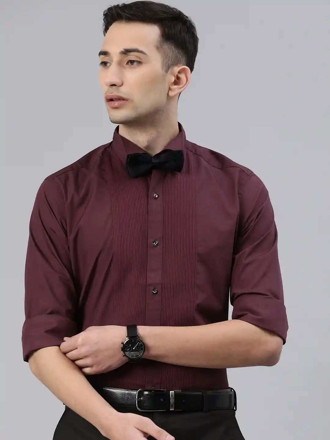 Buy Raymond Men Maroon Regular Fit Solid Formal Shirt Bow Tie