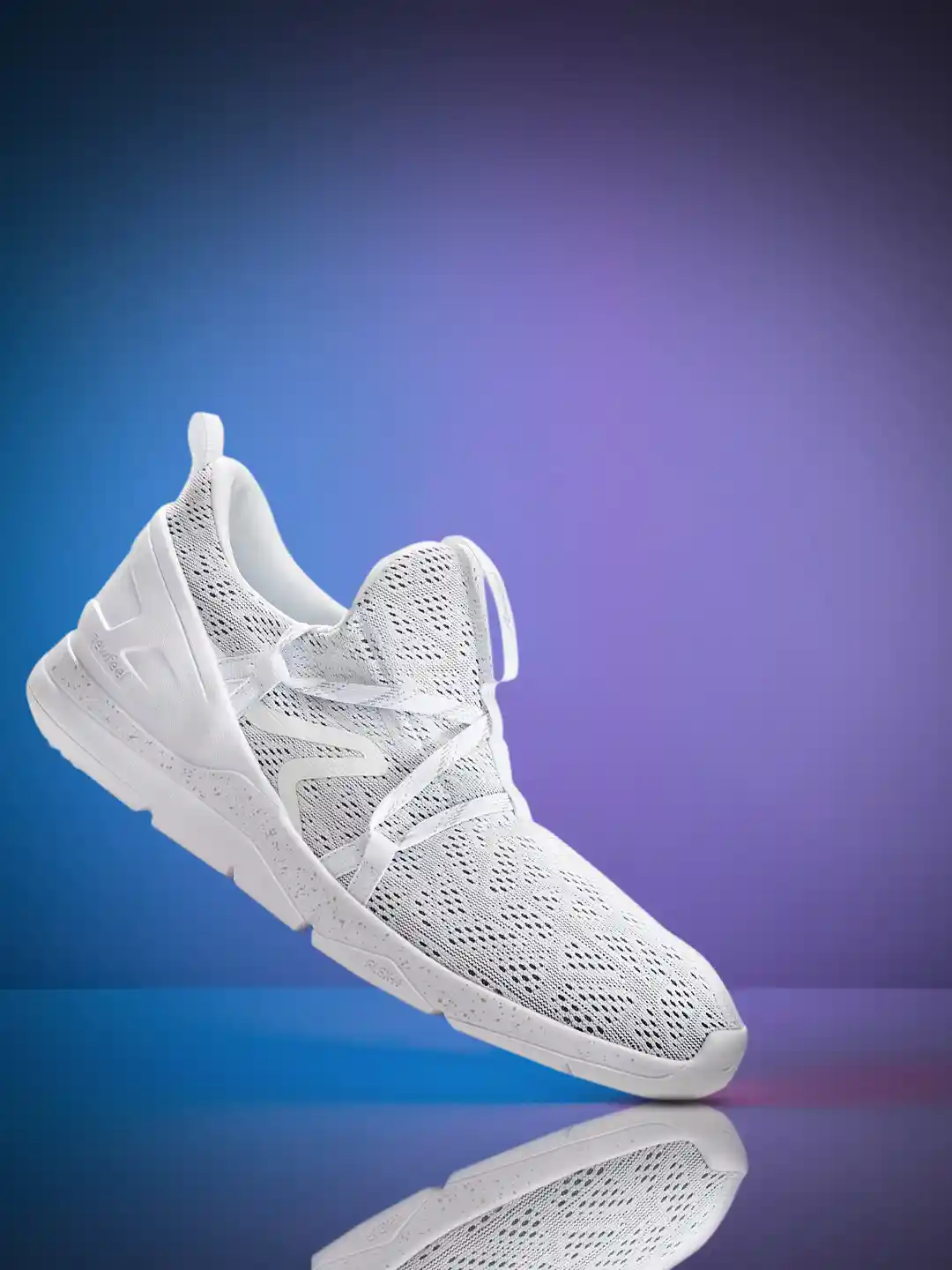 Buy Decathlon Women Lightweight Walking Shoes Sports Shoes for