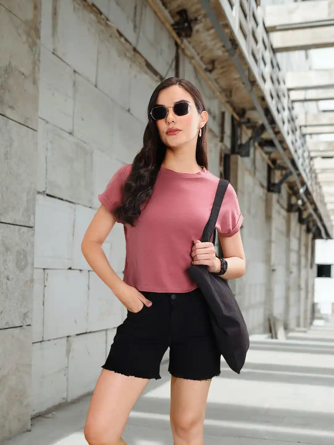 The Roadster Lifestyle Co Women Dusty Pink Cotton Solid Round Neck Cropped  Boxy Fit T-shirt