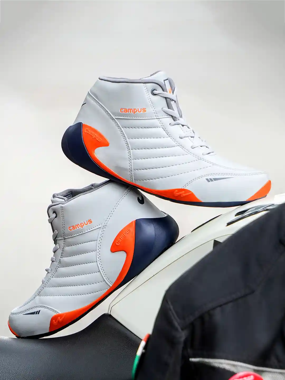 Campus Men EVEREST Grey Synthetic Walking Shoes