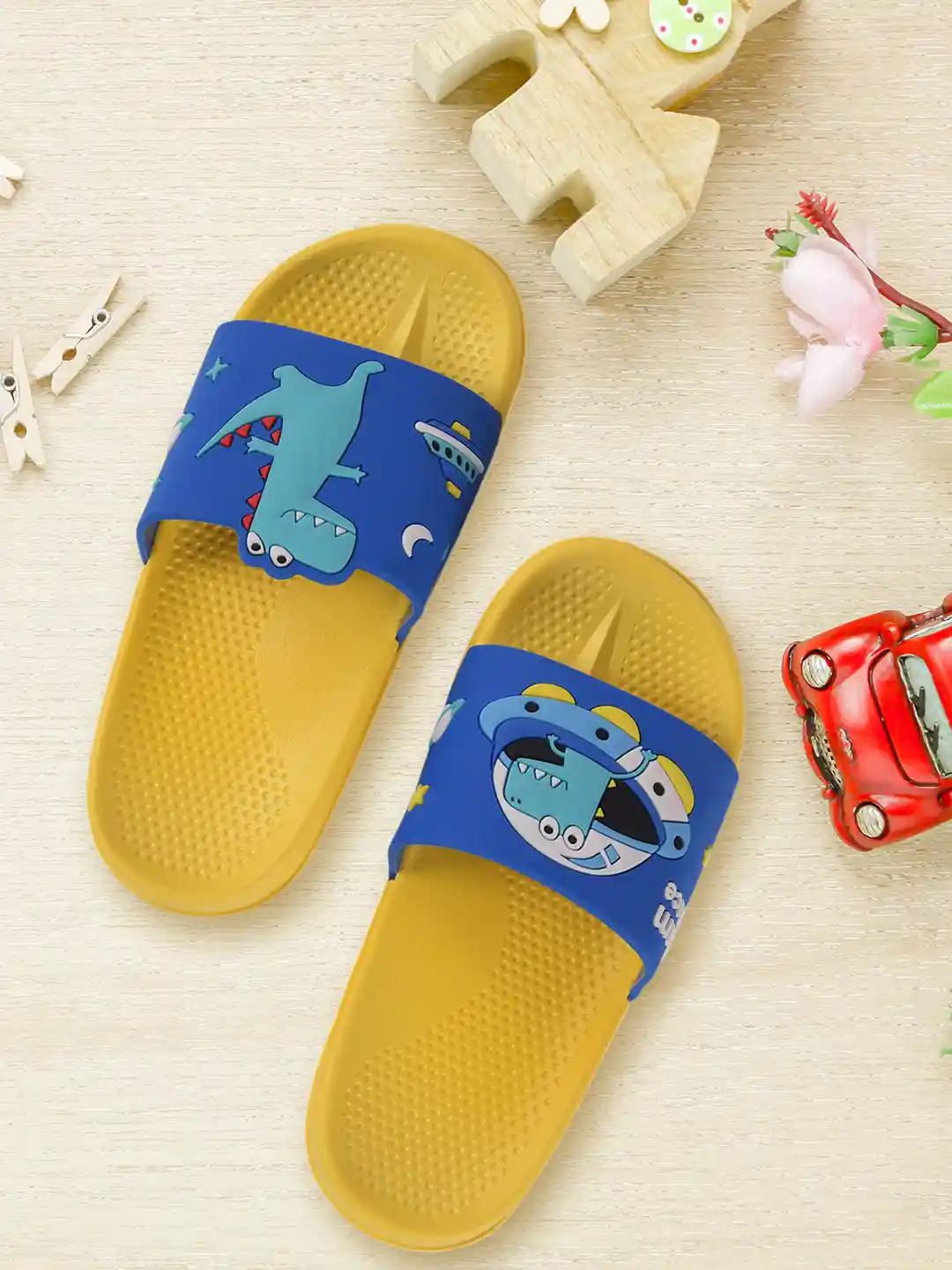 Buy Yellow Bee Boys Yellow Dinosaur Fashion Slippers Flip Flops