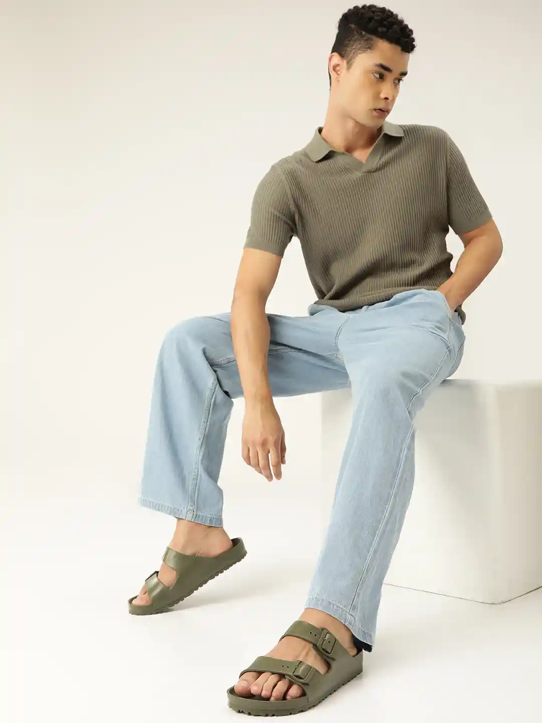 Buy Birkenstock Unisex Arizona Essentials Regular Width Slide