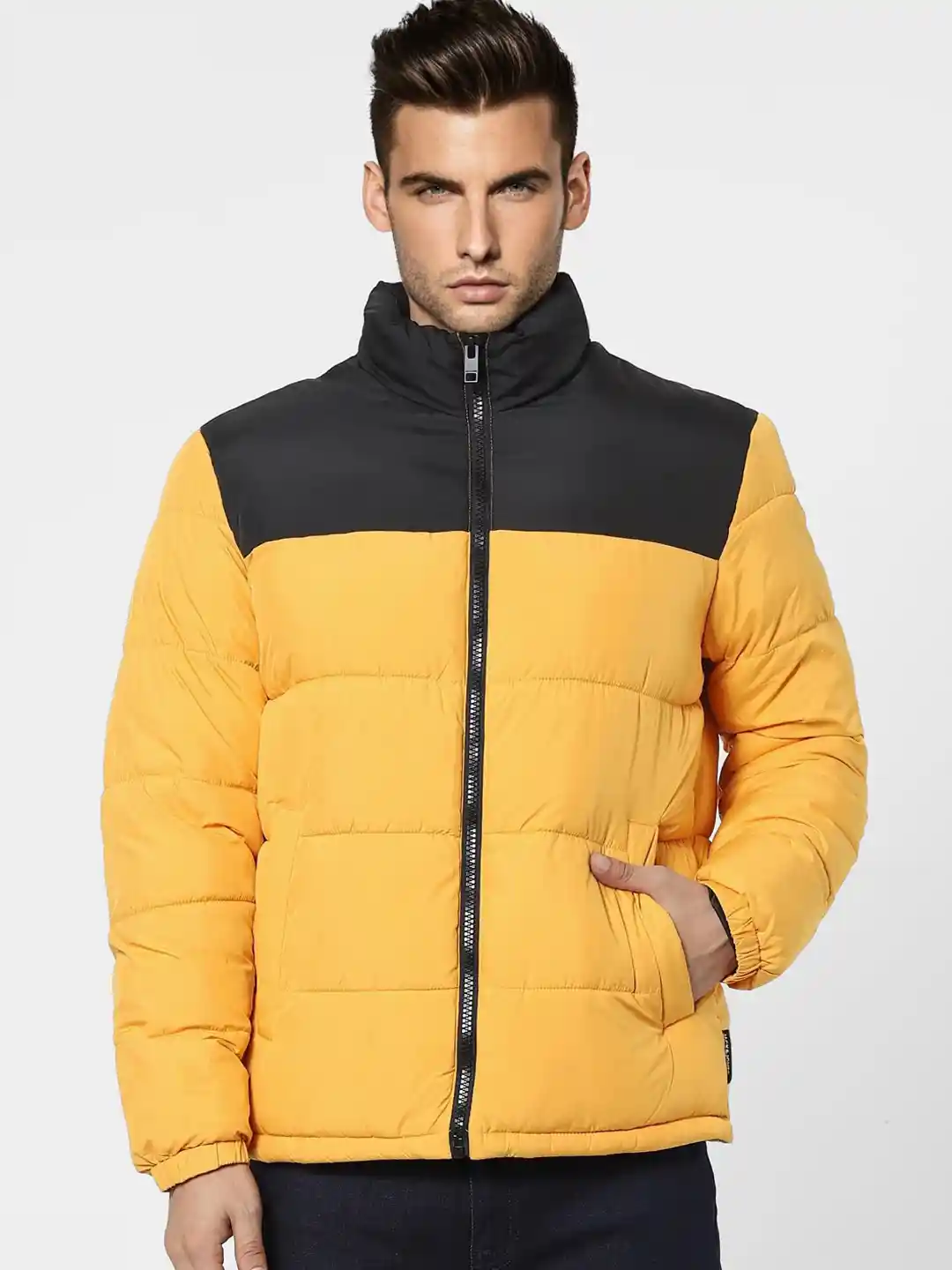 Buy Jack Jones Men Yellow Black Colourblocked Lightweight