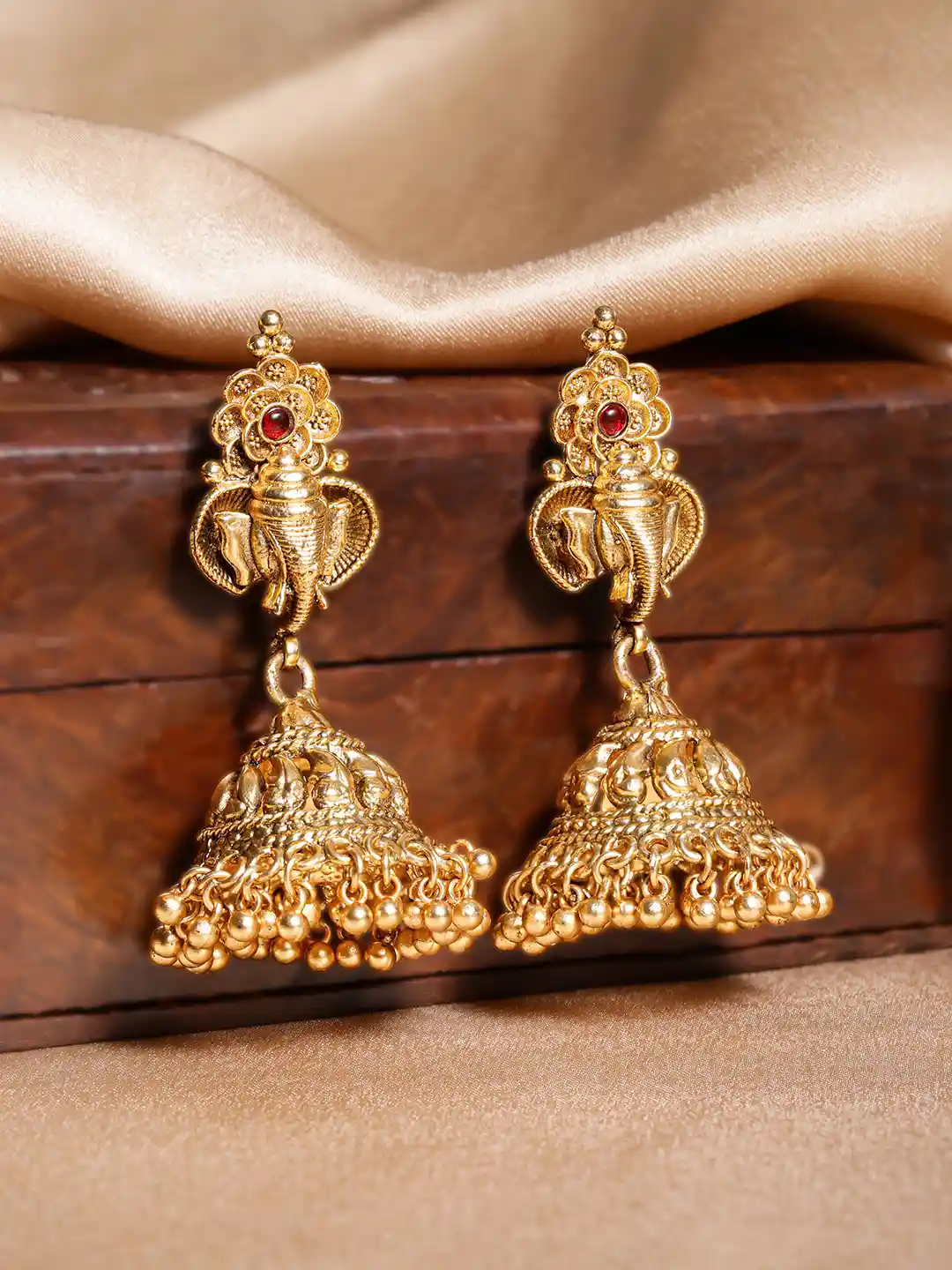 Buy Rubans Gold-Plated Classic Filigree Divine Temple Ganesha